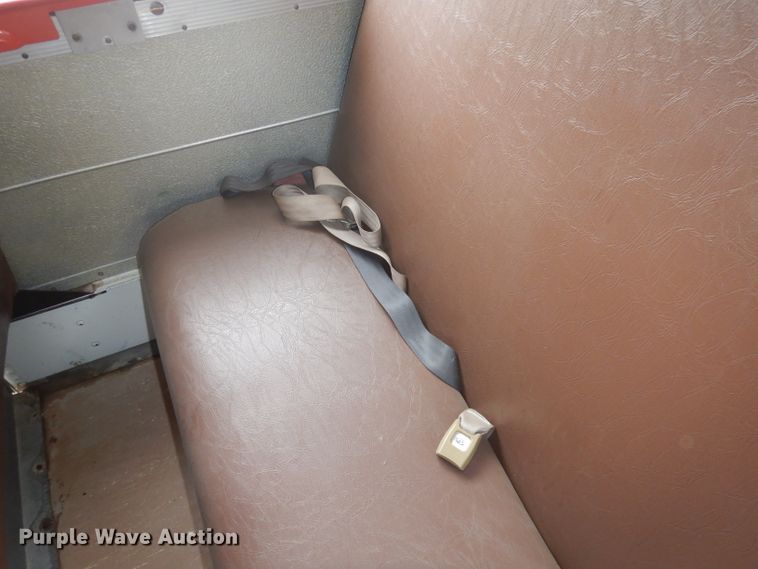 image for item DJ2970 2004 International 3800  school bus