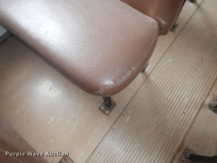 image for item DJ2970 2004 International 3800  school bus