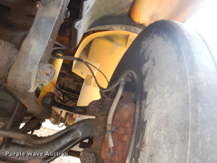 image for item DJ2971 2003 International 3800  school bus