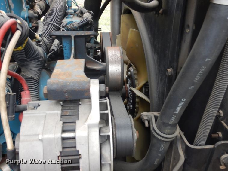 image for item DJ2971 2003 International 3800  school bus