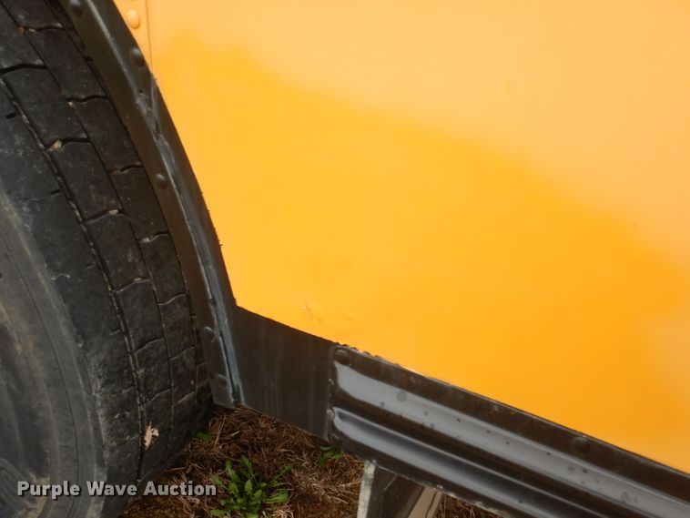 image for item DJ2971 2003 International 3800  school bus