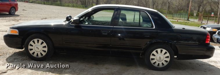 image for item DJ2981 2008 Ford Crown Victoria Police Interceptor