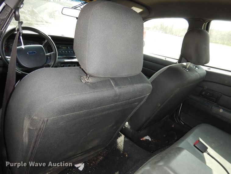 image for item DJ2981 2008 Ford Crown Victoria Police Interceptor