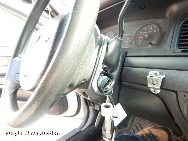 image for item DJ2981 2008 Ford Crown Victoria Police Interceptor