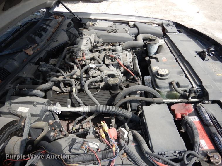 image for item DJ2982 2006 Ford Crown Victoria