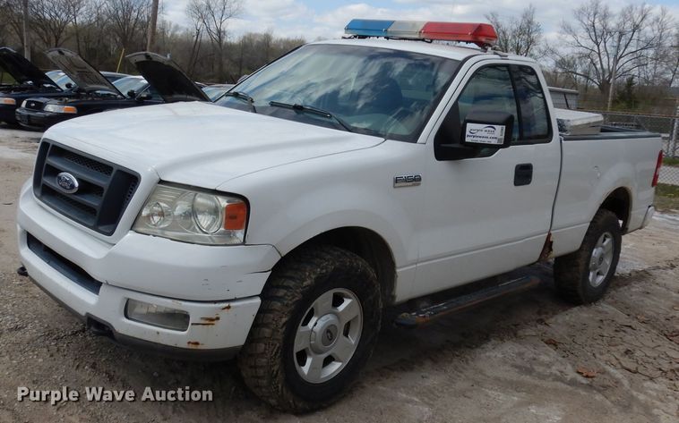 image for item DJ2983 2004 Ford F150  pickup truck