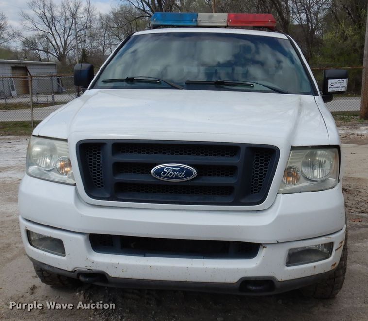 image for item DJ2983 2004 Ford F150  pickup truck