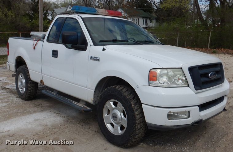 image for item DJ2983 2004 Ford F150  pickup truck