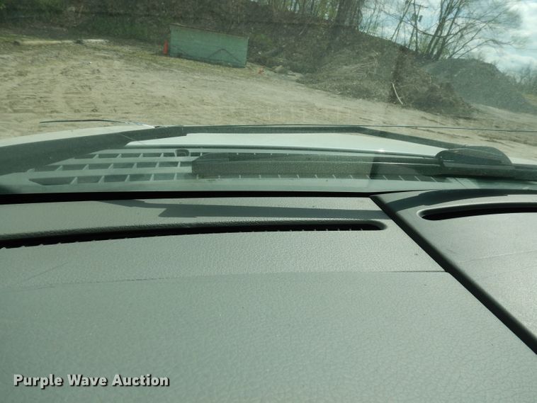 image for item DJ2983 2004 Ford F150  pickup truck