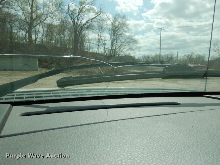 image for item DJ2983 2004 Ford F150  pickup truck