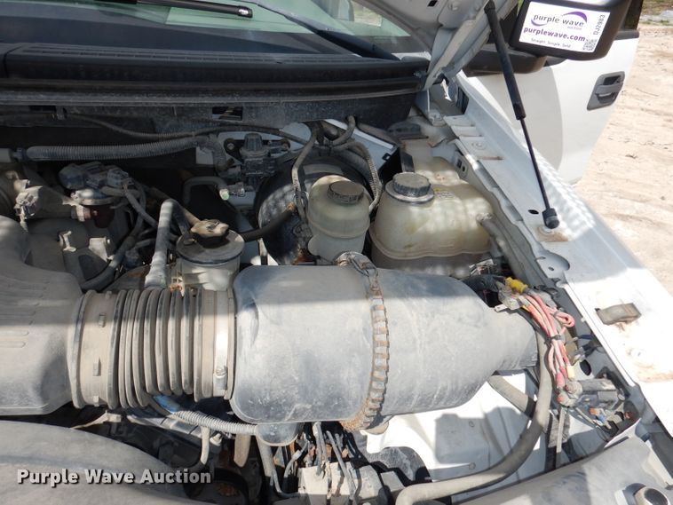 image for item DJ2983 2004 Ford F150  pickup truck