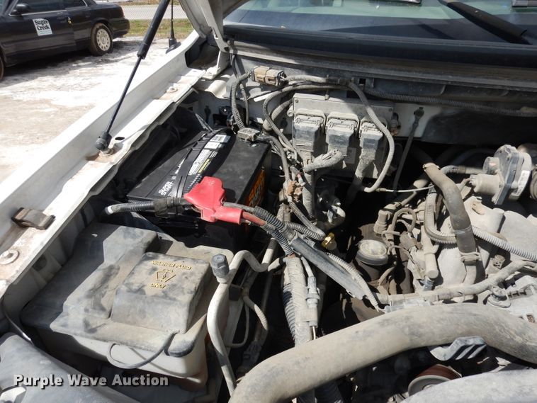 image for item DJ2983 2004 Ford F150  pickup truck