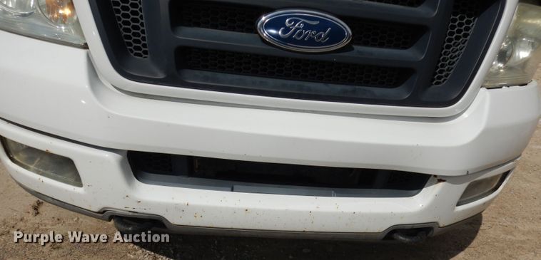 image for item DJ2983 2004 Ford F150  pickup truck