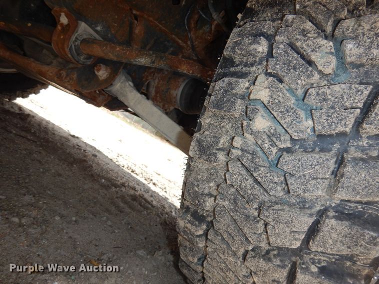 image for item DJ2983 2004 Ford F150  pickup truck