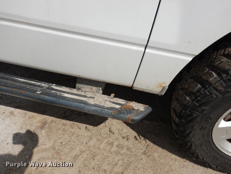 image for item DJ2983 2004 Ford F150  pickup truck