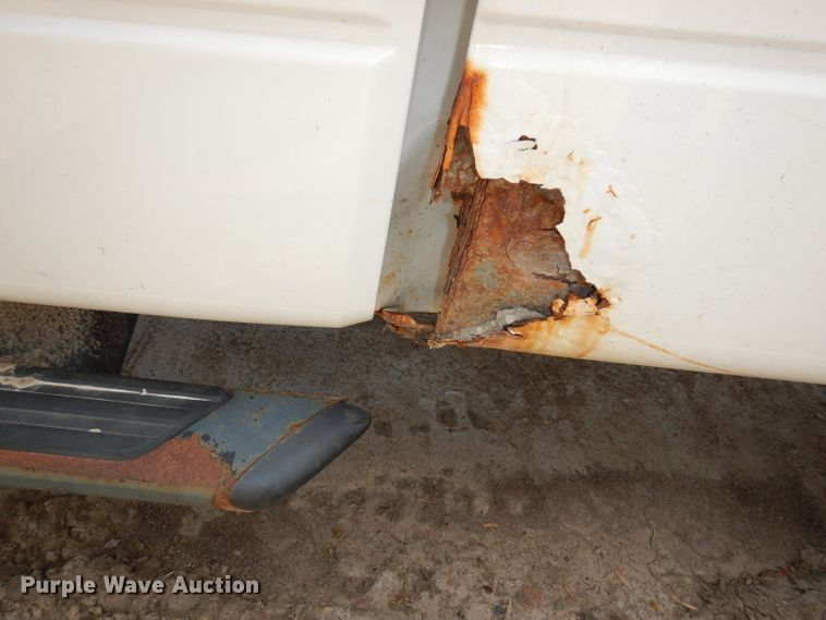 image for item DJ2983 2004 Ford F150  pickup truck