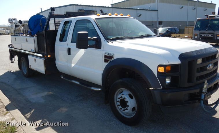 image for item DJ2985 2009 Ford F450 Super Duty XL  SuperCab flatbed truck