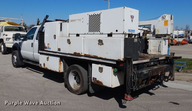 image for item DJ2985 2009 Ford F450 Super Duty XL  SuperCab flatbed truck