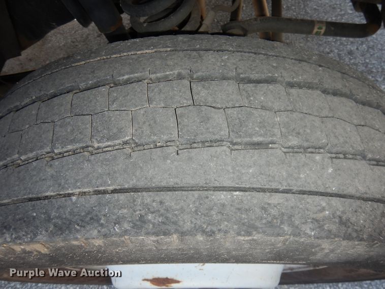 image for item DJ2985 2009 Ford F450 Super Duty XL  SuperCab flatbed truck