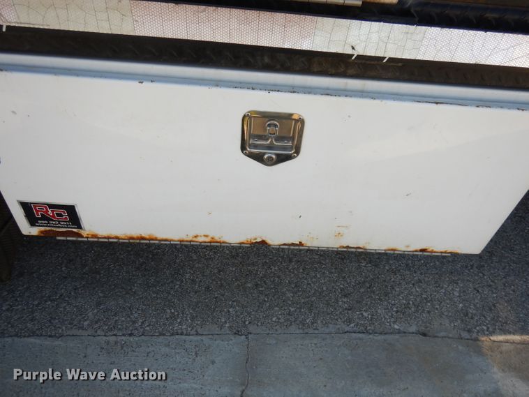 image for item DJ2985 2009 Ford F450 Super Duty XL  SuperCab flatbed truck