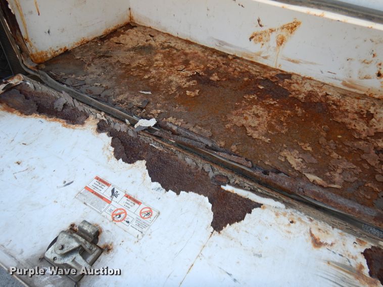 image for item DJ2985 2009 Ford F450 Super Duty XL  SuperCab flatbed truck