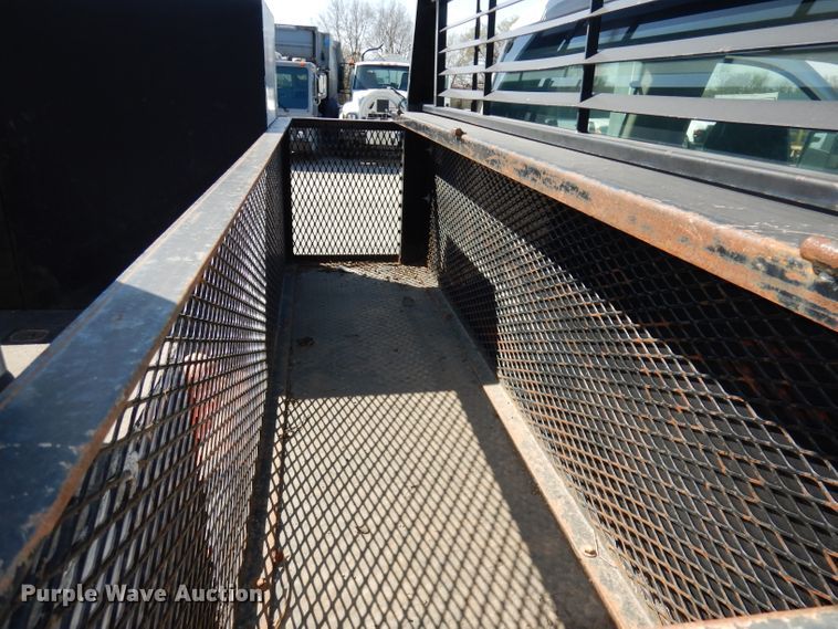 image for item DJ2985 2009 Ford F450 Super Duty XL  SuperCab flatbed truck