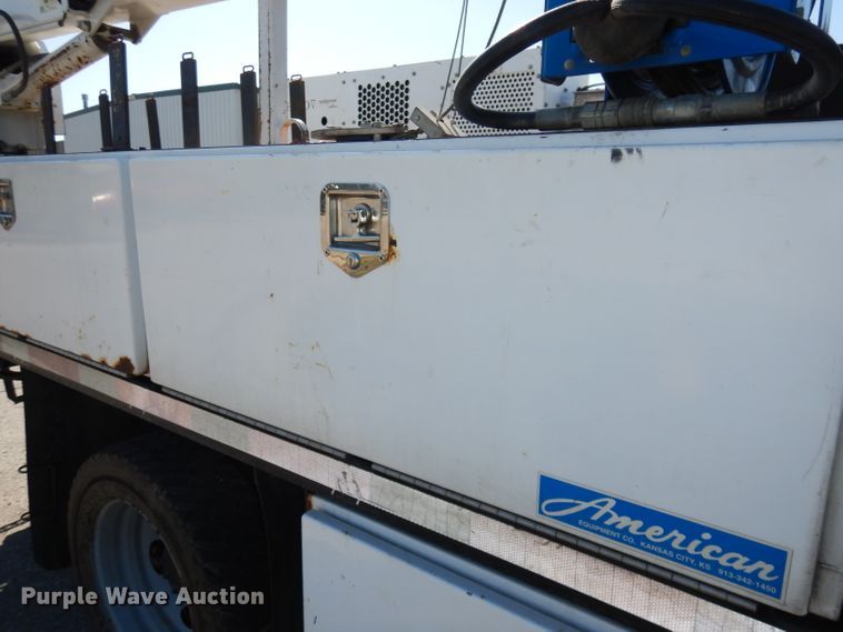 image for item DJ2985 2009 Ford F450 Super Duty XL  SuperCab flatbed truck