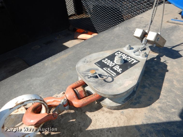 image for item DJ2985 2009 Ford F450 Super Duty XL  SuperCab flatbed truck