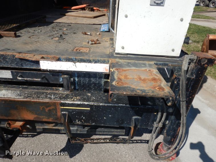 image for item DJ2985 2009 Ford F450 Super Duty XL  SuperCab flatbed truck