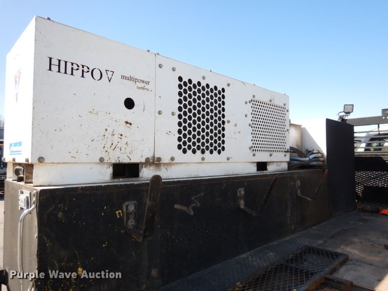 image for item DJ2985 2009 Ford F450 Super Duty XL  SuperCab flatbed truck