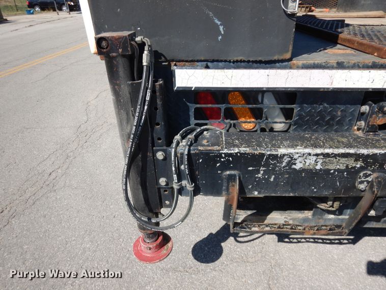 image for item DJ2985 2009 Ford F450 Super Duty XL  SuperCab flatbed truck