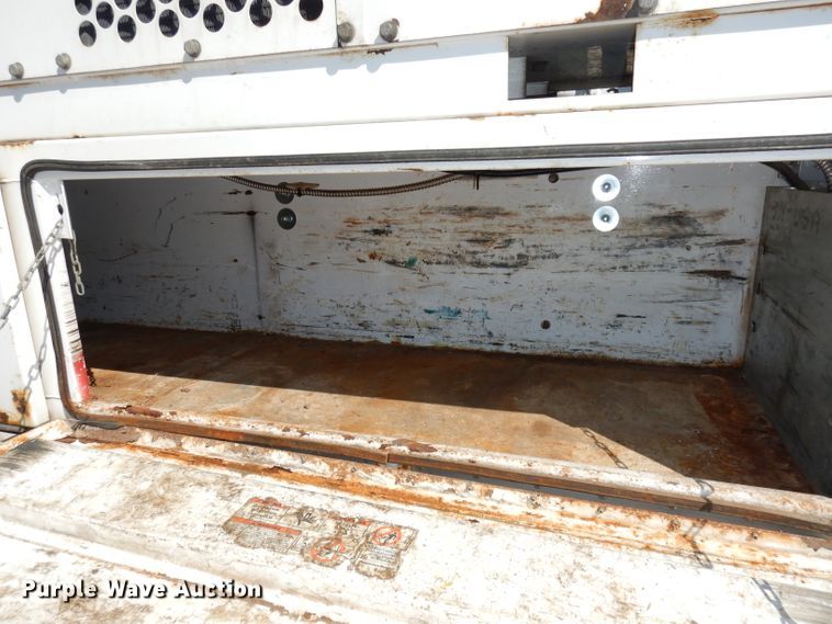 image for item DJ2985 2009 Ford F450 Super Duty XL  SuperCab flatbed truck