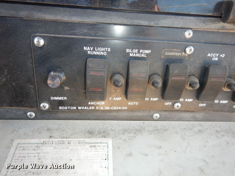 image for item DJ6902 2000 Boston Whaler Justice  boat