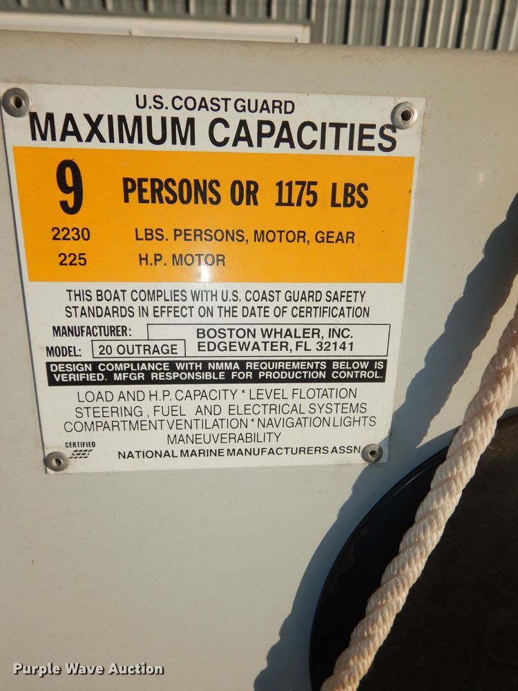 image for item DJ6902 2000 Boston Whaler Justice  boat