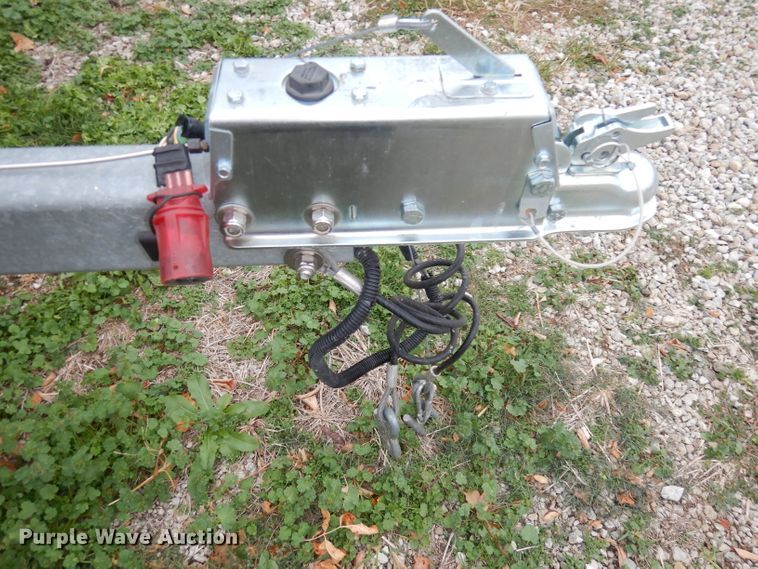 image for item DJ6902 2000 Boston Whaler Justice  boat