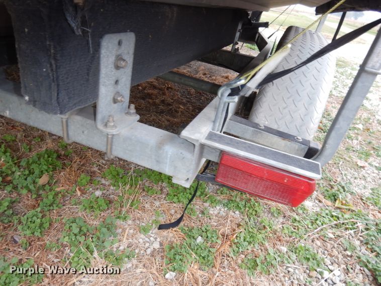 image for item DJ6902 2000 Boston Whaler Justice  boat