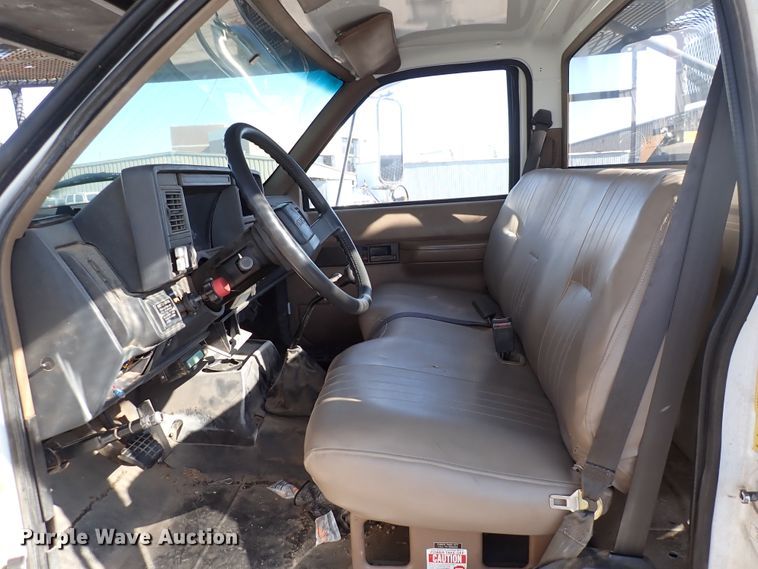 image for item DK4661 1997 GMC C7500  forestry bucket truck