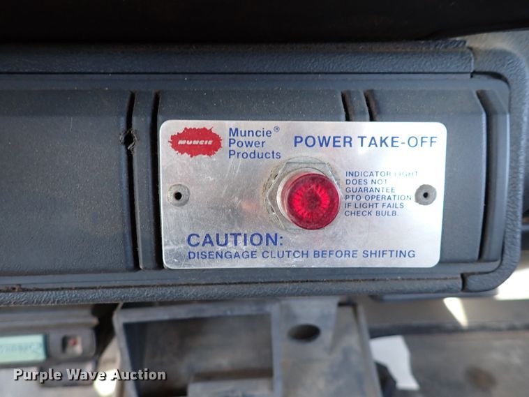 image for item DK4661 1997 GMC C7500  forestry bucket truck