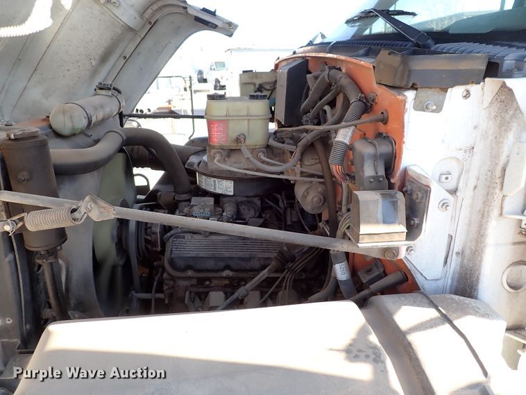 image for item DK4661 1997 GMC C7500  forestry bucket truck