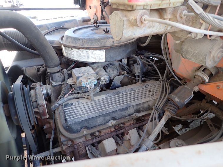 image for item DK4661 1997 GMC C7500  forestry bucket truck