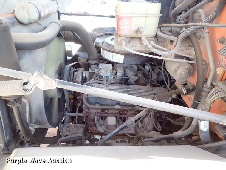 image for item DK4661 1997 GMC C7500  forestry bucket truck