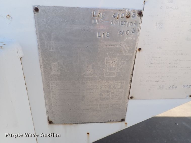 image for item DK4661 1997 GMC C7500  forestry bucket truck