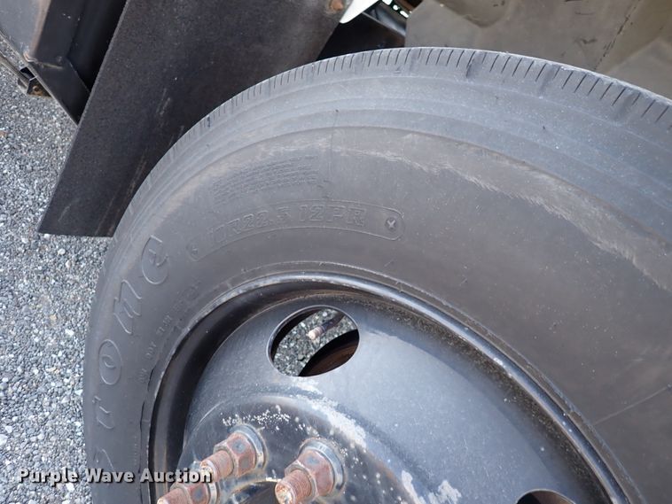 image for item DK4661 1997 GMC C7500  forestry bucket truck