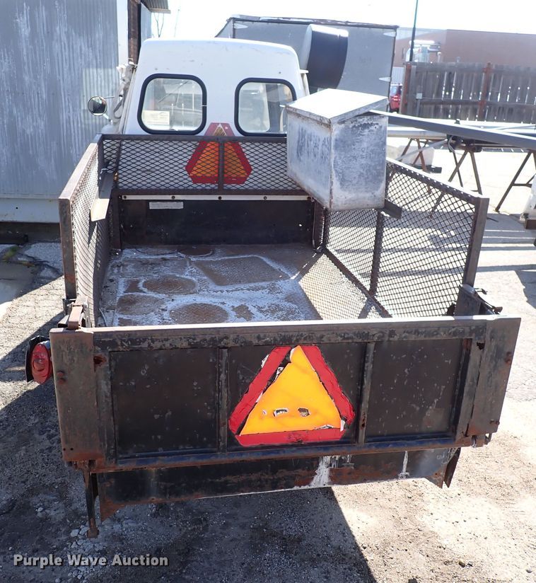 image for item DK4662 1989 Cushman  utility vehicle