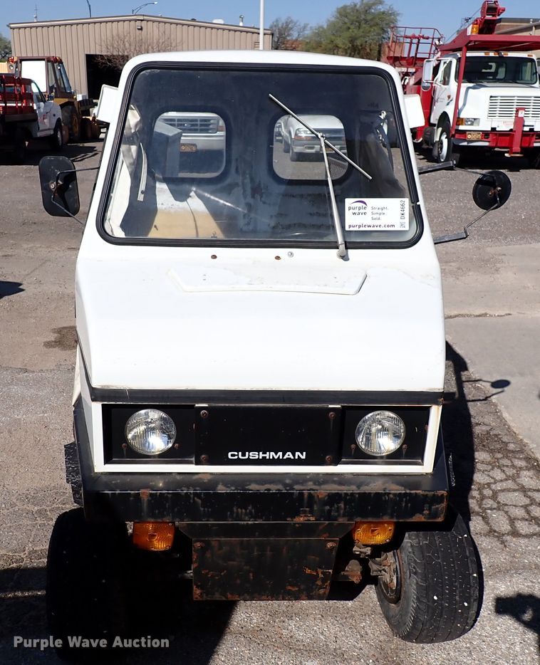 image for item DK4662 1989 Cushman  utility vehicle