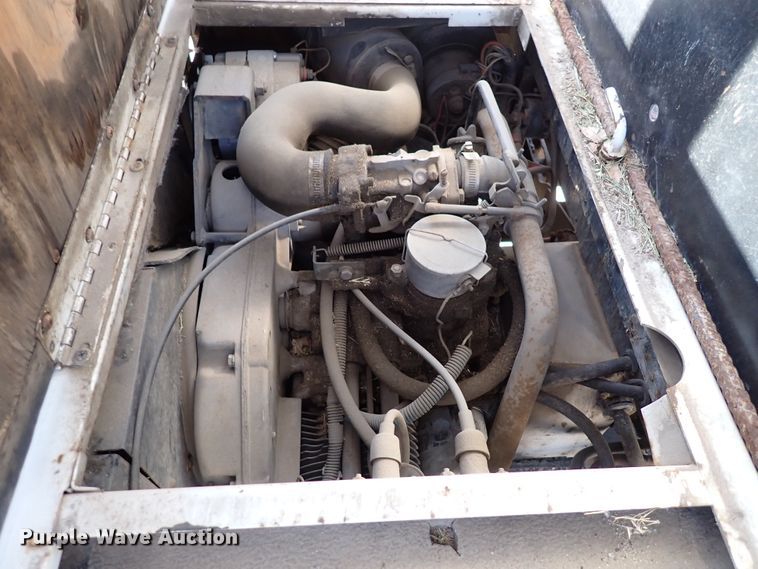 image for item DK4662 1989 Cushman  utility vehicle