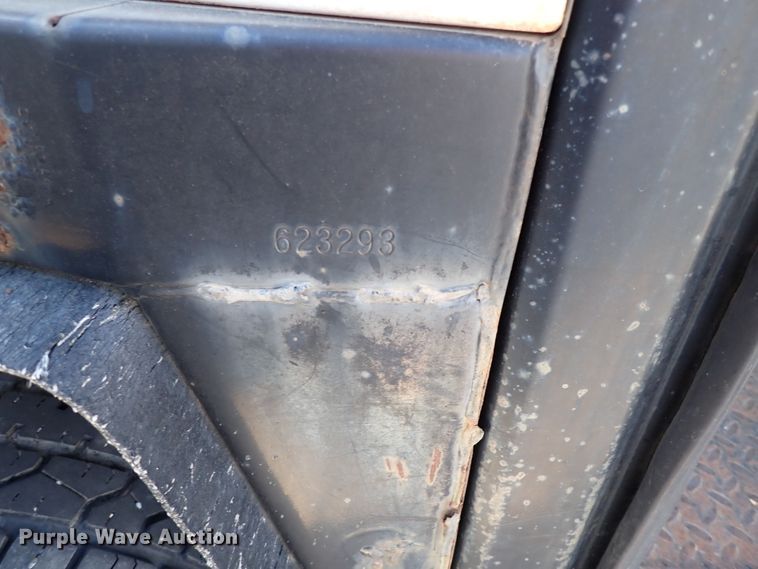 image for item DK4662 1989 Cushman  utility vehicle