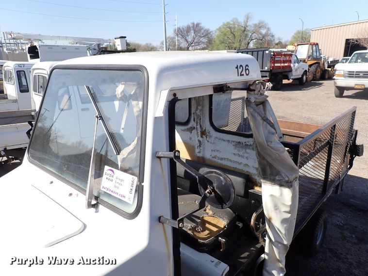 image for item DK4662 1989 Cushman  utility vehicle