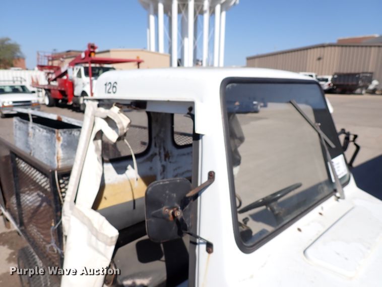 image for item DK4662 1989 Cushman  utility vehicle