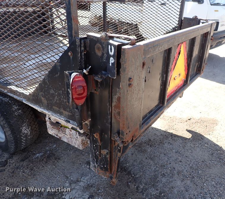 image for item DK4662 1989 Cushman  utility vehicle